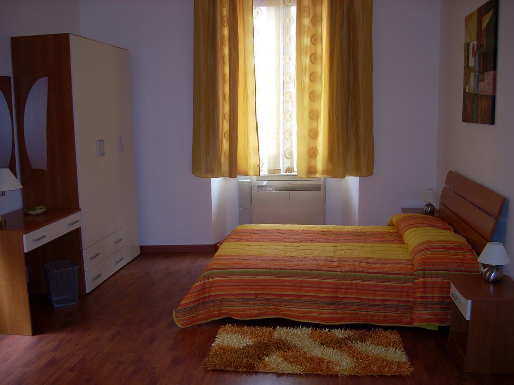 Bed and Breakfast Eurelios Adrano Esterno foto